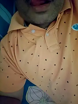 Snapshot of samee00721 chatting on December 22, 1:00 pm samee00721 online show from December 22, 1:00 pm