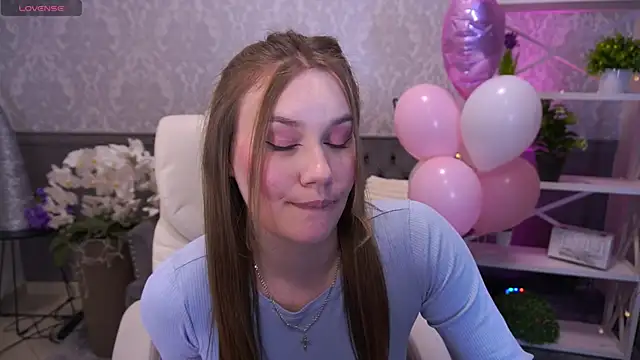 FoxyyKate online show from February 17, 11:33 pm