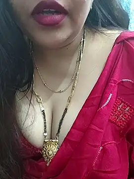 Snapshot of Mayuri77 chatting on February 25, 4:46 am Mayuri77 online show from February 25, 4:46 am