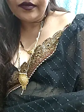 Snapshot of Mayuri77 chatting on March 10, 6:23 pm Mayuri77 online show from March 10, 6:23 pm