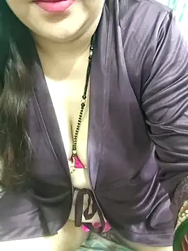 Snapshot of Mayuri77 chatting on September 13, 7:24 pm Mayuri77 online show from September 13, 7:24 pm