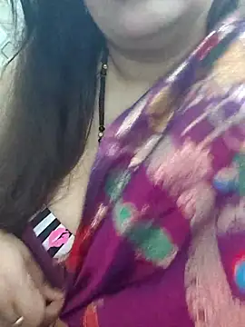 Snapshot of Mayuri77 chatting on September 18, 6:59 am Mayuri77 online show from September 18, 6:59 am