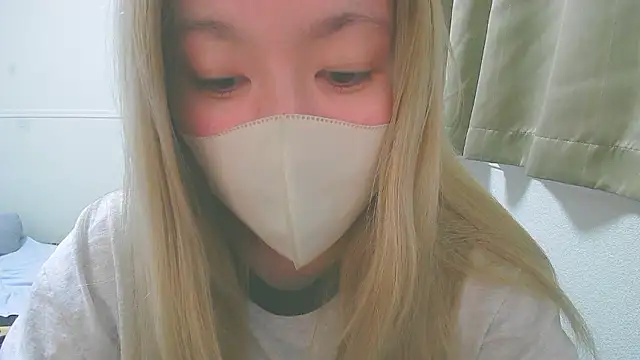 Snapshot of Remi_official chatting on May 17, 9:38 am Remi official online show from May 17, 9:38 am
