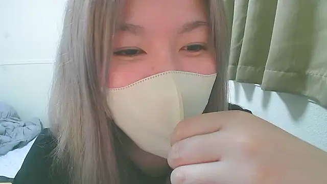 Snapshot of Remi_official chatting on May 28, 10:23 am Remi official online show from May 28, 10:23 am