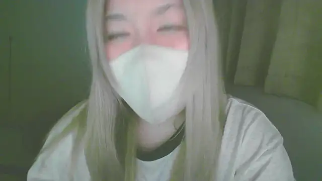 Snapshot of Remi_official chatting on June 10, 9:25 pm Remi official online show from June 10, 9:25 pm