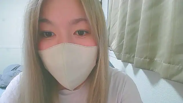 Snapshot of Remi_official chatting on June 12, 9:52 am Remi official online show from June 12, 9:52 am