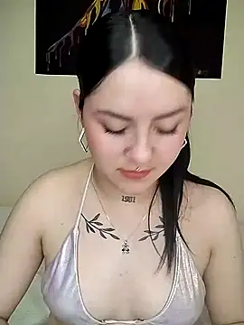 Snapshot of Emily-Hott- chatting on December 26, 9:26 pm Emily-Hott- online show from December 26, 9:26 pm