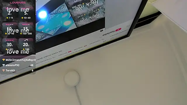 Snapshot of ElizabethWeil chatting on March 1, 7:15 pm ElizabethWeil online show from March 1, 7:15 pm