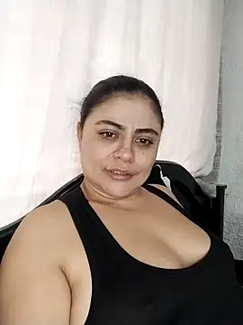 Snapshot of ElizabethWeil chatting on March 13, 9:59 pm ElizabethWeil online show from March 13, 9:59 pm