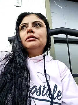 Snapshot of ElizabethWeil chatting on March 16, 12:44 pm ElizabethWeil online show from March 16, 12:44 pm