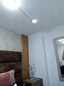 Snapshot of ElizabethWeil chatting on March 19, 11:50 am ElizabethWeil online show from March 19, 11:50 am