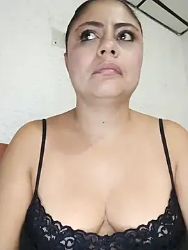 Snapshot of ElizabethWeil chatting on December 2, 3:18 pm ElizabethWeil online show from December 2, 3:18 pm