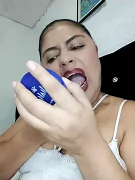 ElizabethWeil online show from February 12, 6:14 pm