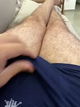 Snapshot of FabioF698 chatting on December 18, 12:54 am FabioF698 online show from December 18, 12:54 am