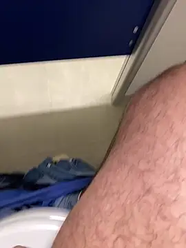 Snapshot of FabioF698 chatting on February 17, 7:42 pm FabioF698 online show from February 17, 7:42 pm