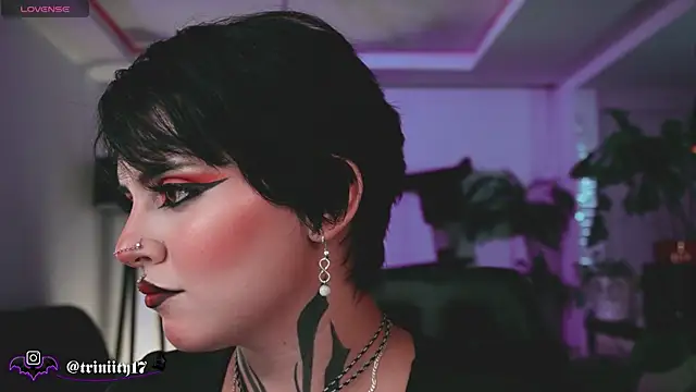 Trinity   s online show from May 8, 3:23 am