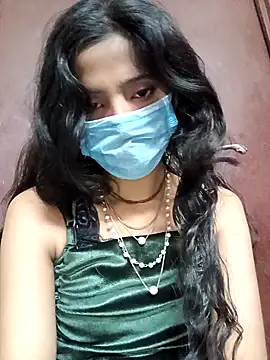 Snapshot of BabySlimmy10 chatting on January 6, 5:19 am BabySlimmy10 online show from January 6, 5:19 am