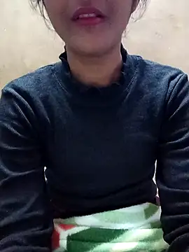 Snapshot of BabySlimmy10 chatting on January 28, 8:47 am BabySlimmy10 online show from January 28, 8:47 am