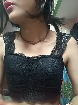 Snapshot of BabySlimmy10 chatting on February 9, 7:16 am BabySlimmy10 online show from February 9, 7:16 am