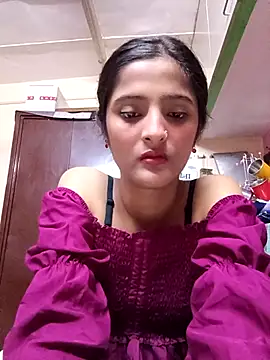 Snapshot of BabySlimmy10 chatting on September 10, 7:36 pm BabySlimmy10 online show from September 10, 7:36 pm