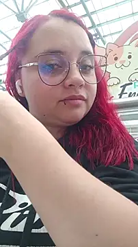 Snapshot of CURVY-HORNY chatting on October 10, 2:27 pm CURVY-HORNY online show from October 10, 2:27 pm