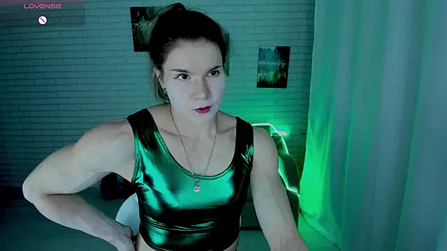 Lisa Ray online show from March 27, 2:17 am