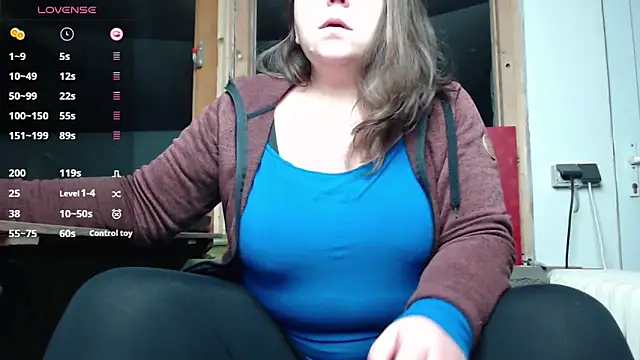 Snapshot of KasiaPrivat chatting on December 12, 3:59 pm KasiaPrivat online show from December 12, 3:59 pm