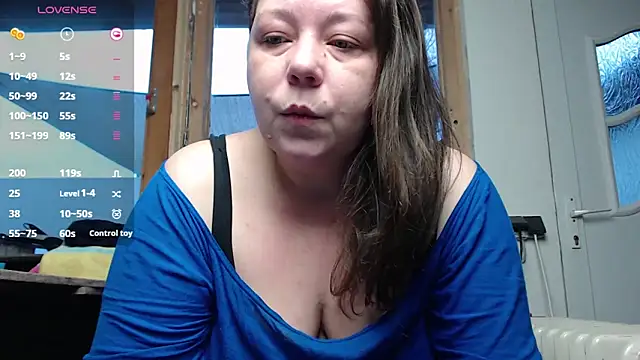 Snapshot of KasiaPrivat chatting on December 15, 7:46 am KasiaPrivat online show from December 15, 7:46 am