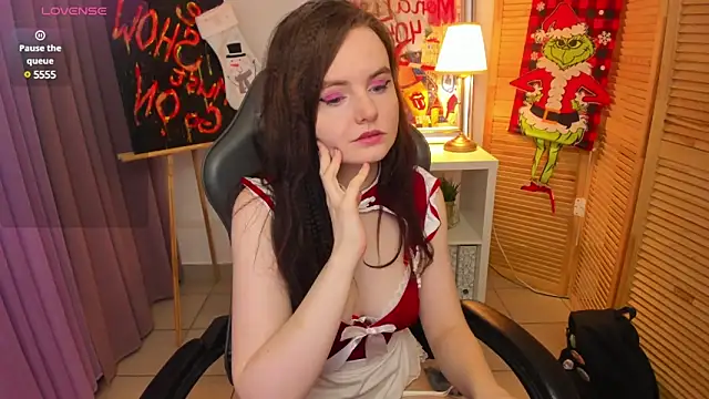 Snapshot of AmA_lia_ chatting on January 3, 8:32 am AmA lia online show from January 3, 8:32 am