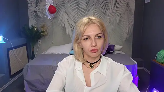 Snapshot of Barbara_Blonde chatting on March 15, 8:58 am Barbara Blonde online show from March 15, 8:58 am