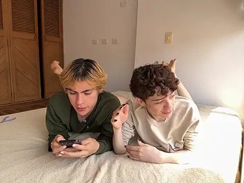 mapleg online show from September 21, 3:57 pm