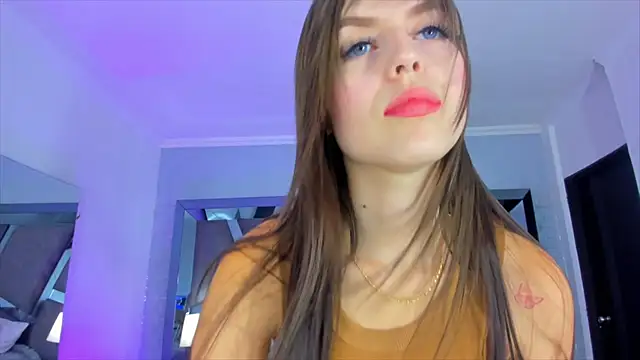 Snapshot of AlliJadid chatting on February 25, 10:47 am AlliJadid online show from February 25, 10:47 am