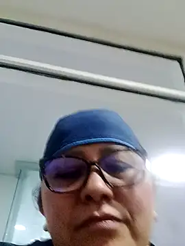 Snapshot of Darly_Gomez chatting on December 22, 12:16 pm Darly Gomez online show from December 22, 12:16 pm