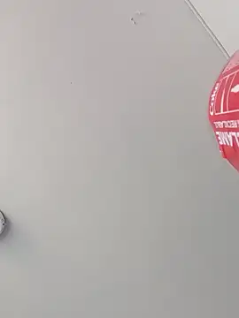 Snapshot of Darly_Gomez chatting on December 24, 9:00 pm Darly Gomez online show from December 24, 9:00 pm