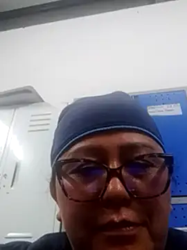 Snapshot of Darly_Gomez chatting on January 1, 11:40 pm Darly Gomez online show from January 1, 11:40 pm