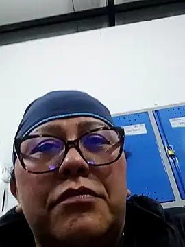 Snapshot of Darly_Gomez chatting on January 12, 4:21 am Darly Gomez online show from January 12, 4:21 am