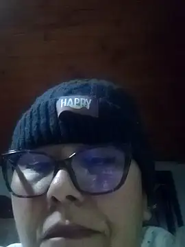 Snapshot of Darly_Gomez chatting on February 12, 4:01 am Darly Gomez online show from February 12, 4:01 am