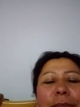 Snapshot of Darly_Gomez chatting on February 18, 3:10 am Darly Gomez online show from February 18, 3:10 am