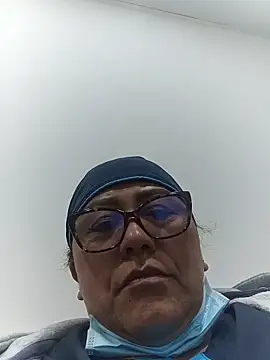 Snapshot of Darly_Gomez chatting on May 18, 7:14 am Darly Gomez online show from May 18, 7:14 am