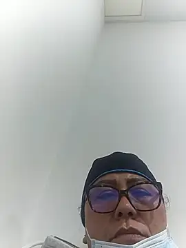 Snapshot of Darly_Gomez chatting on May 19, 5:14 am Darly Gomez online show from May 19, 5:14 am
