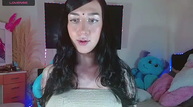 Snapshot of karla_zambrano chatting on December 28, 2:11 am karla zambrano online show from December 28, 2:11 am