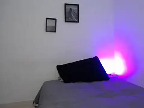 Snapshot of aria_jhonsson chatting on January 6, 3:09 am aria jhonsson online show from January 6, 3:09 am