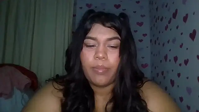 Snapshot of Nayara_Hanni chatting on September 13, 2:33 am Nayara Hanni online show from September 13, 2:33 am
