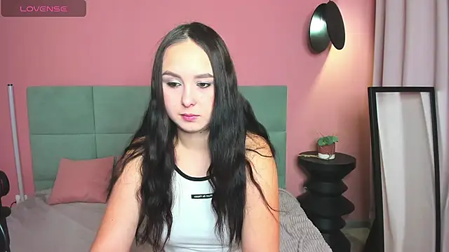 BeatriceReeves online show from November 9, 1:04 am