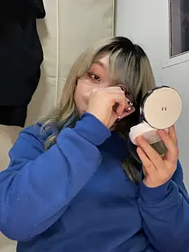 YUNA-yuna online show from January 6, 1:19 pm