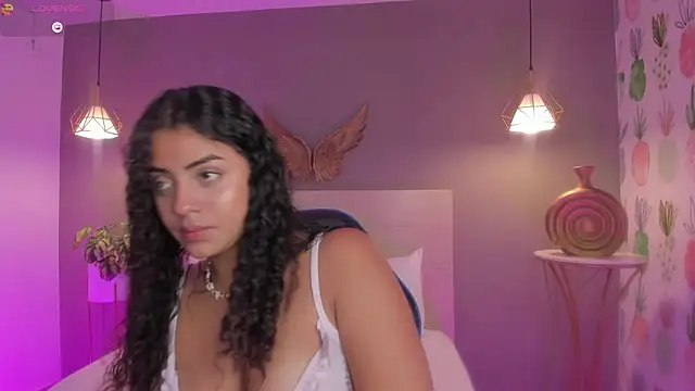 yaya23x online show from April 5, 2:03 pm