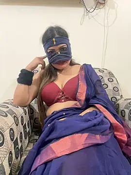 Snapshot of HoneyBearCpl chatting on March 1, 7:48 pm HoneyBearCpl online show from March 1, 7:48 pm