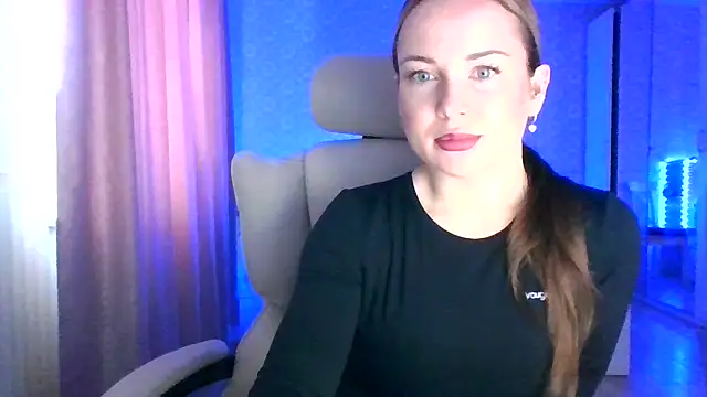 jennifer838 online show from February 10, 1:04 pm