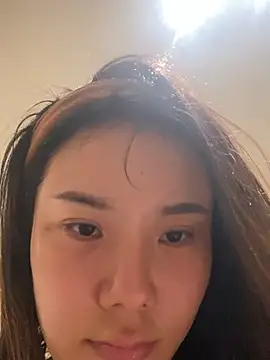 Snapshot of ChuChu1991 chatting on July 9, 7:56 am ChuChu1991 online show from July 9, 7:56 am