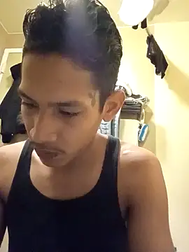 Snapshot of xxnx6969 chatting on December 28, 1:28 pm xxnx6969 online show from December 28, 1:28 pm